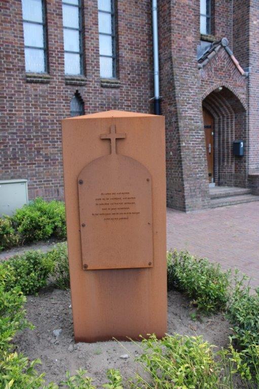 Oorlogsmonument Rucphen #3