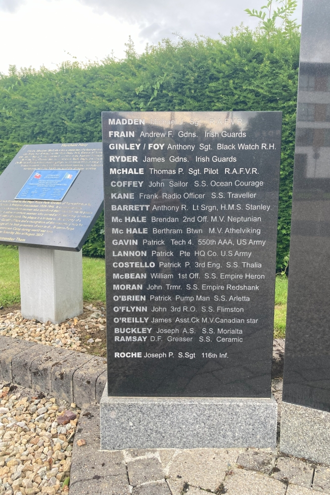 Oorlogsmonument Mayo #3