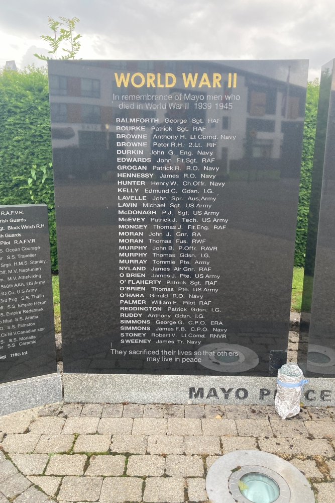 Oorlogsmonument Mayo #4