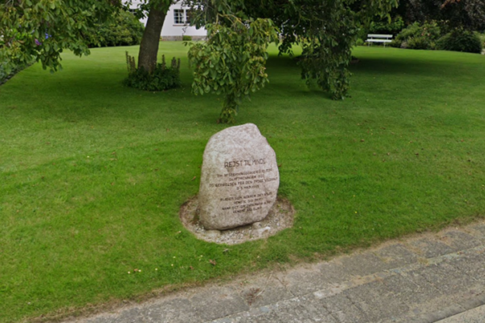 Memorial Stone Liberation & Reunification (Tornum)