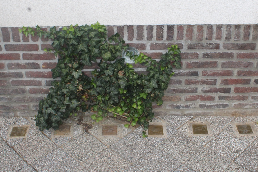 Stumbling Stones Wycker Smedenstraat 11