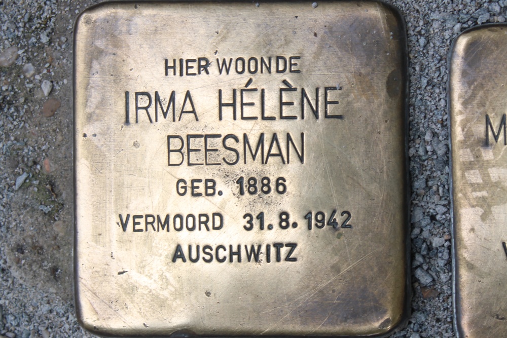 Stumbling Stones Hoogbrugstraat 39 #3