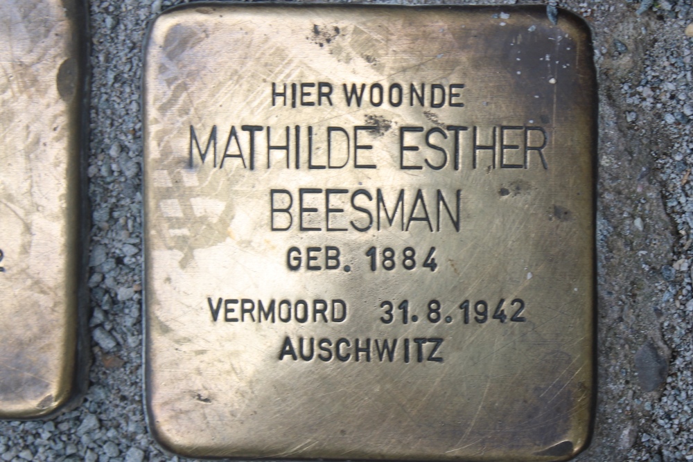 Stumbling Stones Hoogbrugstraat 39 #4