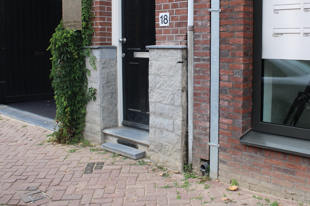 Stumbling Stones Akerstraat 18 #7