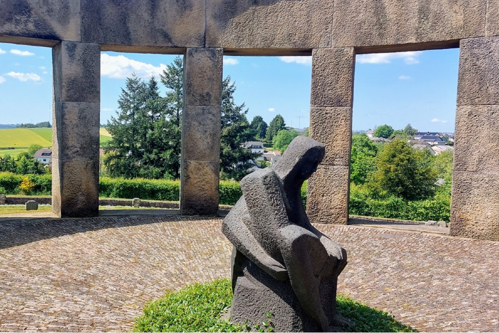Monument Oorlogsbegraafplaats Daleiden #5