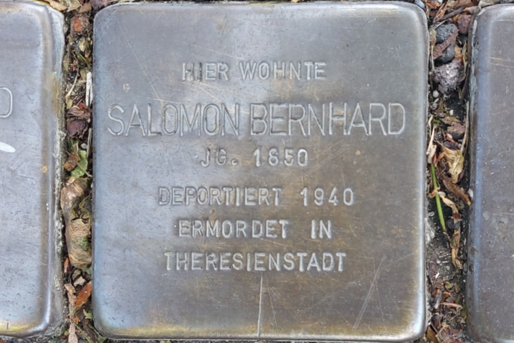 Stumbling Stones Kirchplatz 19 #4