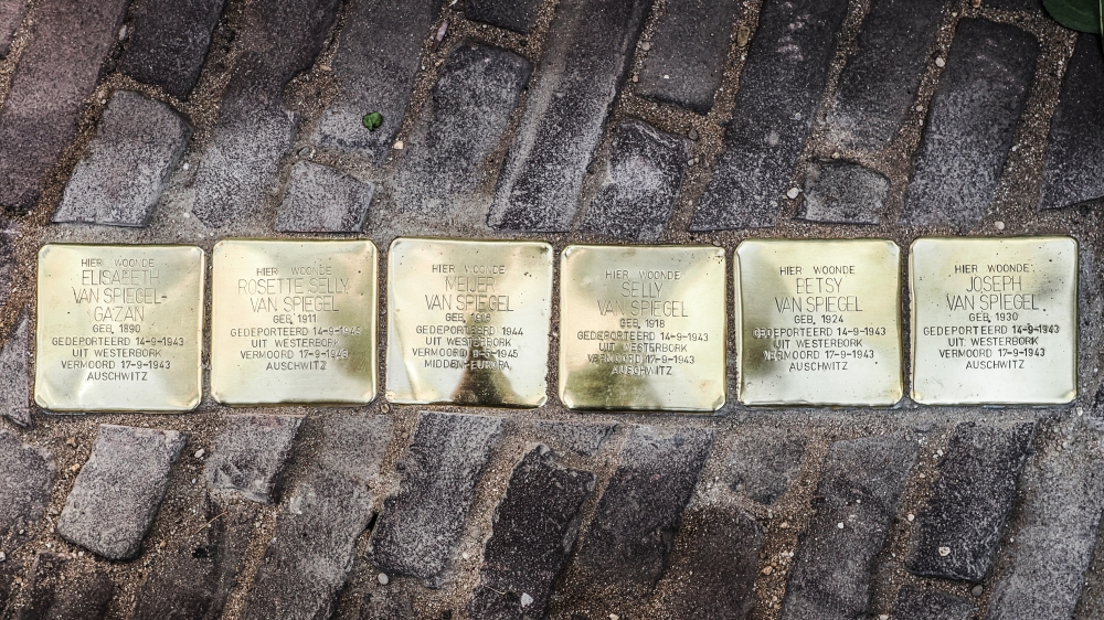 Stolpersteine Brink 18 (voorheen Brink 21)