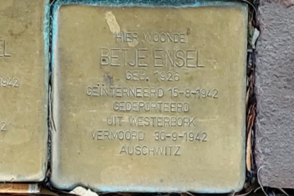 Stolpersteine Veerplein 7 (voorheen 8e Bierslootsteeg 4) #5