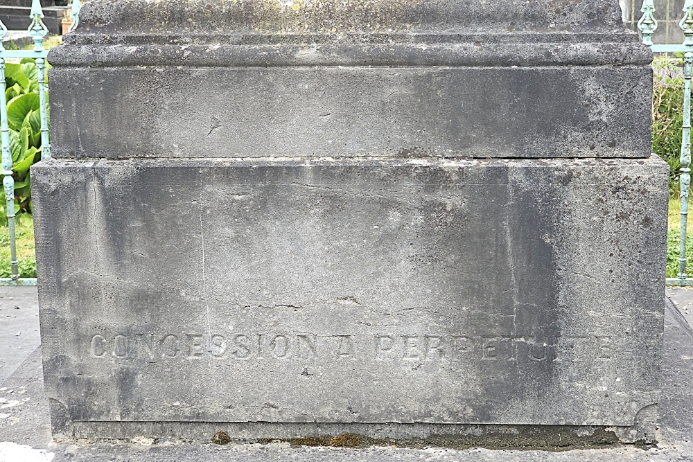 War Memorial Communal Cemetery Ardres #3