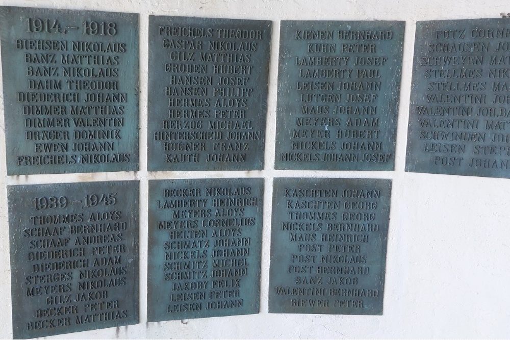 War Memorial Daleiden #5