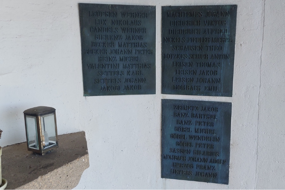 War Memorial Daleiden #6