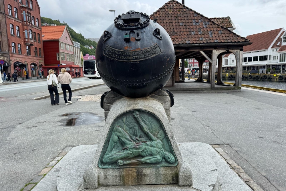Sea Mine Memorial Bergen 