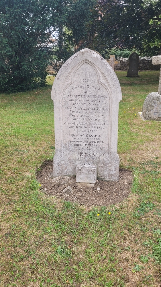 Oorlogsgraf van het Gemenebest St. Mary Magdalene Churchyard #3