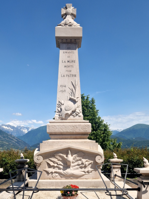 Oorlogsmonument La Mure #1