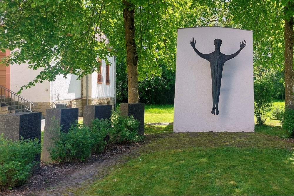 War Memorial Körperich #2