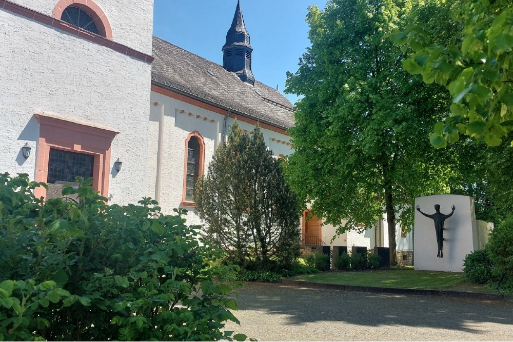 War Memorial Körperich #7
