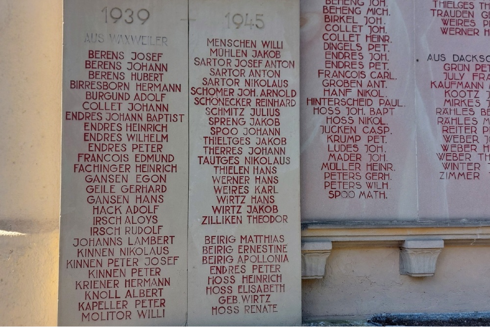 War Memorial Waxweiler #3