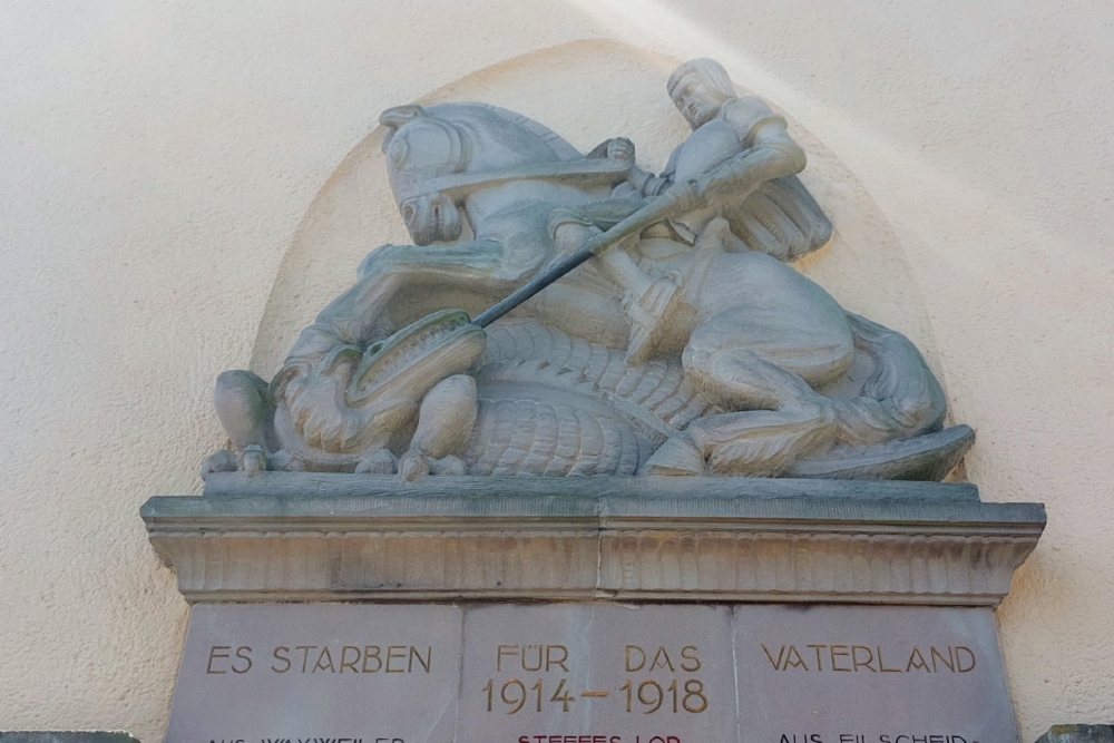 War Memorial Waxweiler #7