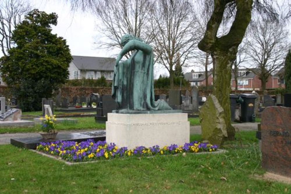 Dutch War Graves Eelde #2