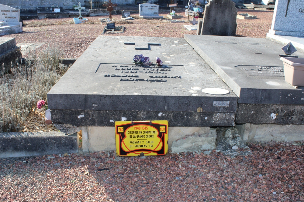 Belgian Graves Veterans Boussu-lez-Walcourt #3