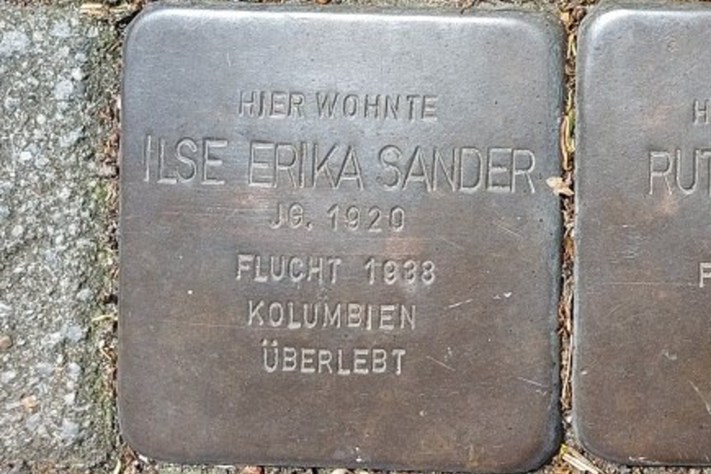 Stumbling Stones Reeser Straße 4 #5