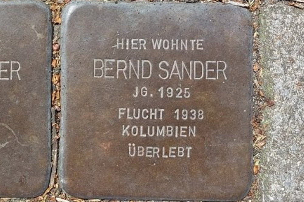 Stumbling Stones Reeser Straße 4 #7