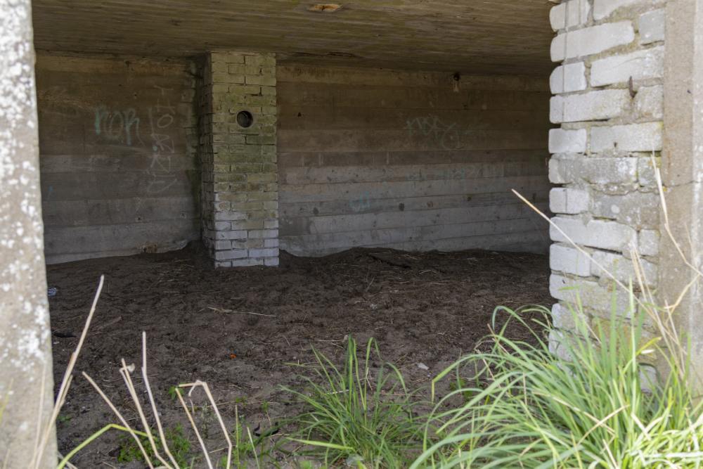 Fliegerhorst Bergen: Wn. 7 - Küver 450b Bunker (P39) #3