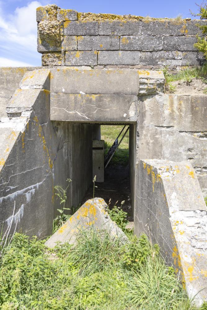Fliegerhorst Bergen: Wn. 7 - Küver 450b Bunker (P38) #4