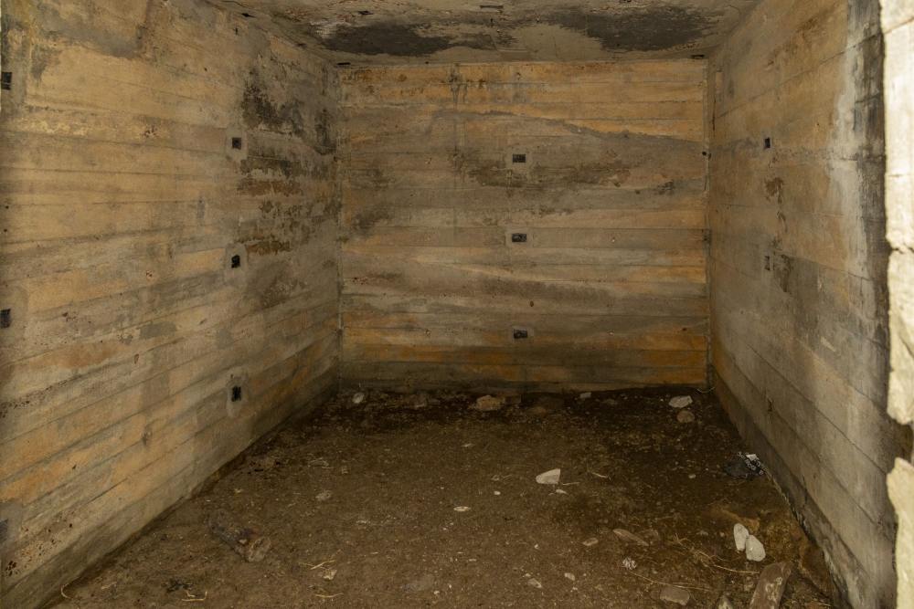 Fliegerhorst Bergen: Wn. 7 - Küver 452b Bunker (P26) #4