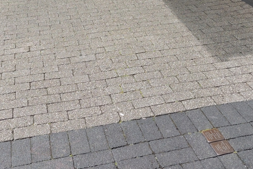 Stumbling Stones Issumer Straße 1 #4