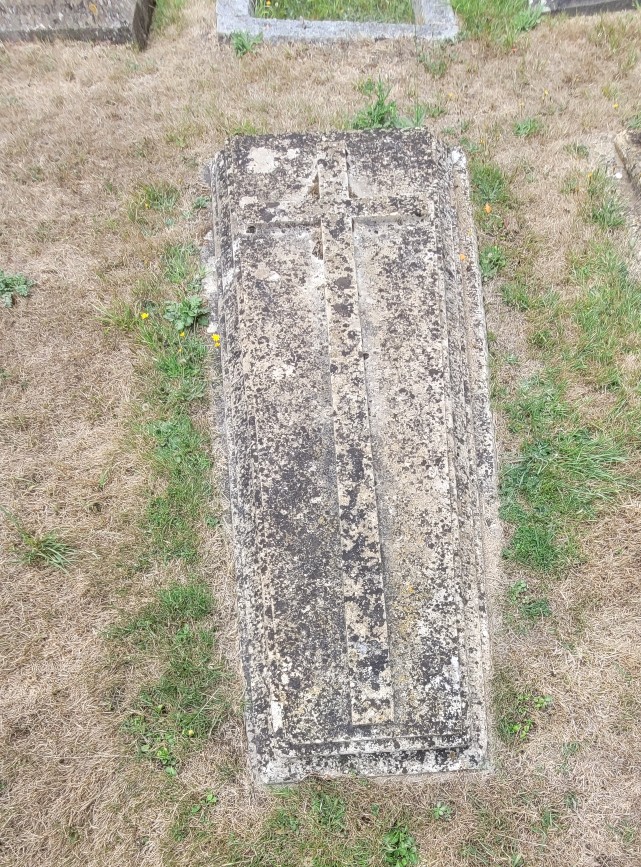 Commonwealth War Grave Wells Cathedral Cemetery #3