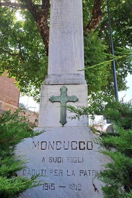 Oorlogsmonument Moncucco #2