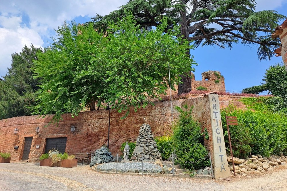 Oorlogsmonument Arignano #3