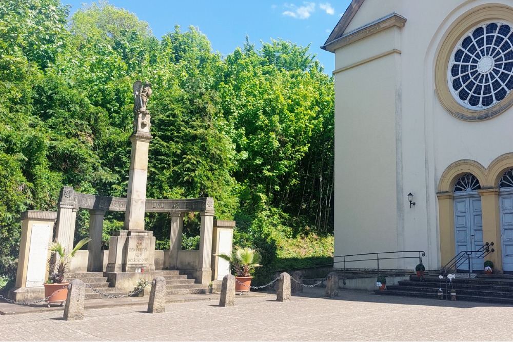 Kriegerdenkmal Bollendorf #5