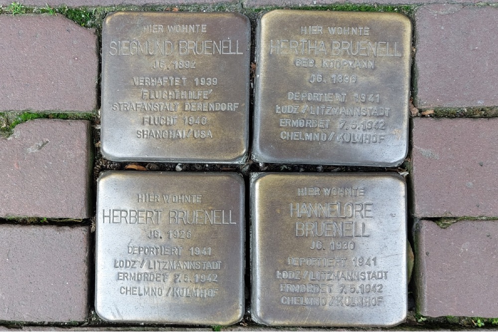 Stolpersteine Voßstraße 16 #2