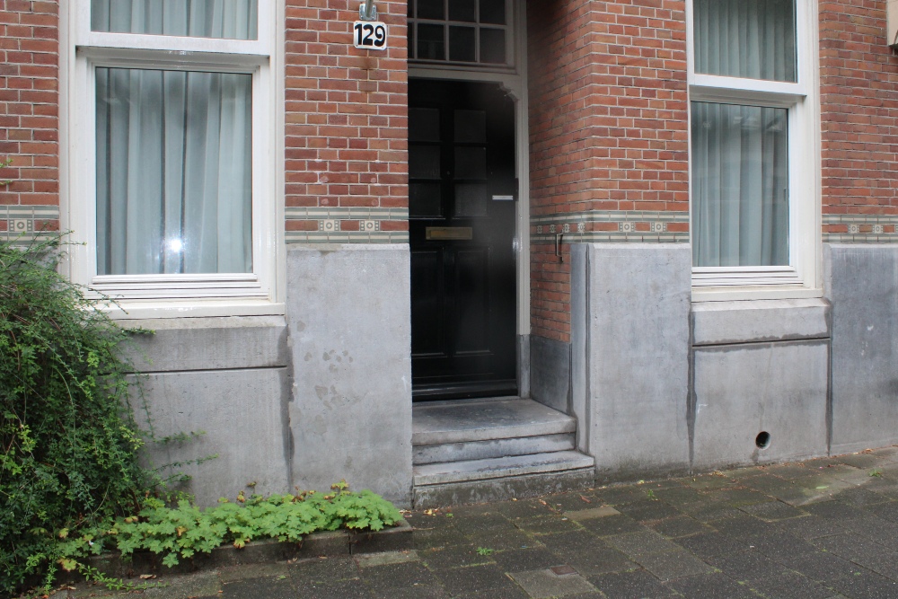 Stumbling Stone Nicolaas Maesstraat 129 #2