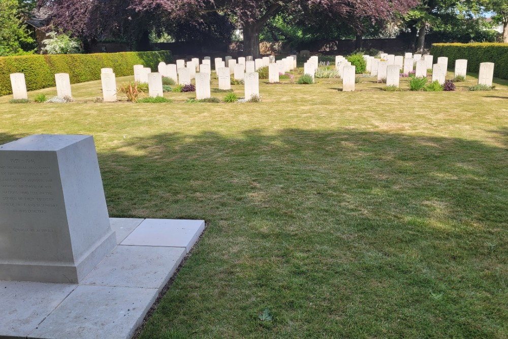 Commonwealth War Graves Ramsgate and St Lawrence  #2