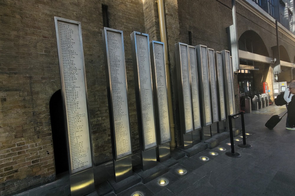 Memorial King's Cross Station