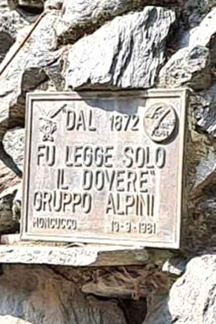 Gedenkteken Alpini Moncucco-Torinese #3
