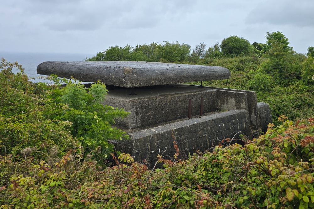 Atlantikwall - Fire Command Post Batterie de Longues-sur-Mer #2