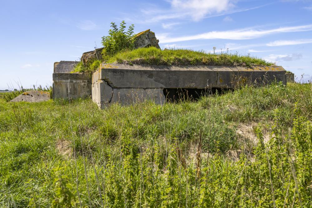 Fliegerhorst Bergen: Wn. 7 - Küver 450b Bunker (P33) #6