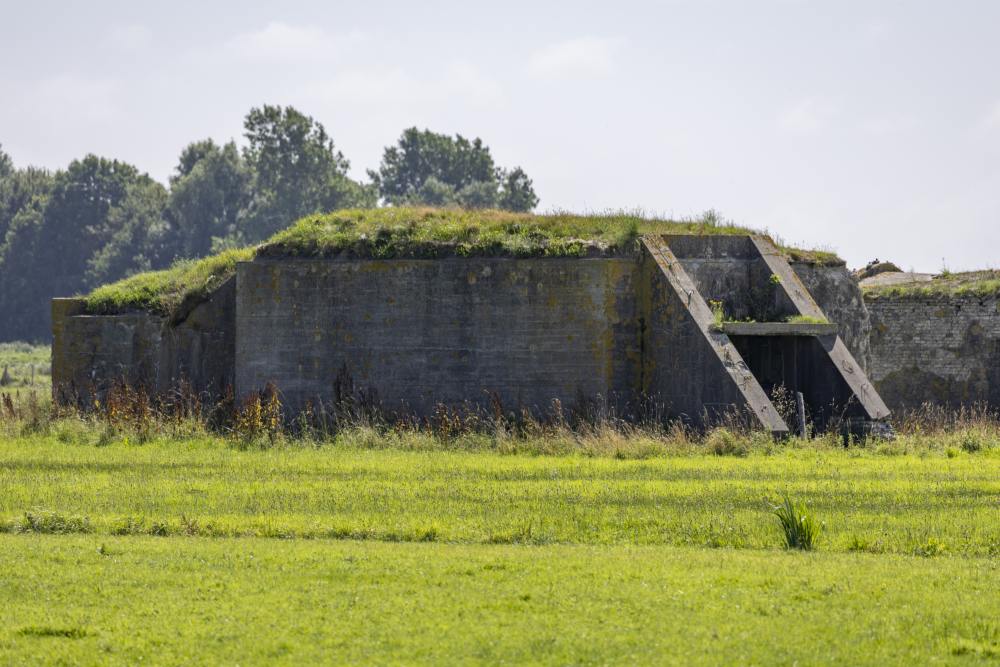 Fliegerhorst Bergen: Wn. 3 - Küver 455 Bunker (C12) #3