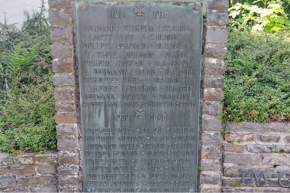 Oorlogsmonument Dasburg #5