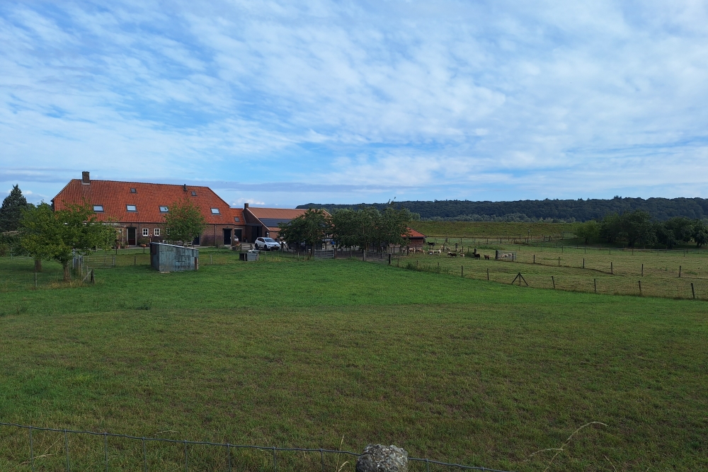 Aid Station Farm 