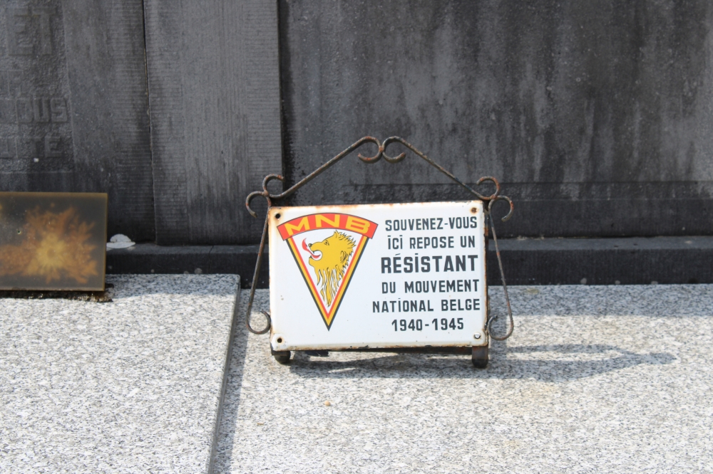 Belgian Graves Veterans Bonsin #3