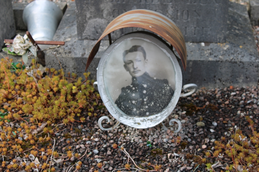 Belgian War Grave Chardeneux #2