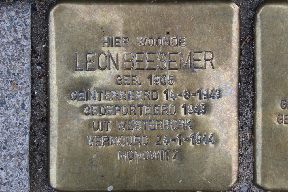 Stumbling Stones Borssenburgstraat 28 #2