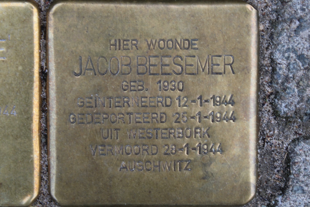 Stumbling Stones Borssenburgstraat 28 #5