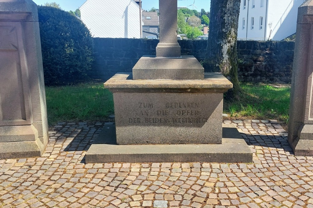 Oorlogsmonument Arzfeld #5