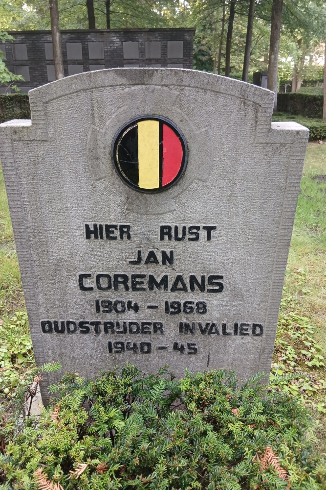 Belgische Oorlogsgraven Mariaburg Brasschaat  #3